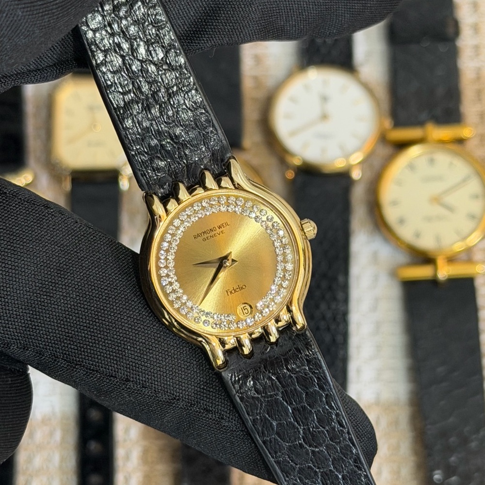 Vintage 1990s Raymond Weil Fidelio Women’s Watch - Crystal Set Halo Dial - Picture 4 of 9